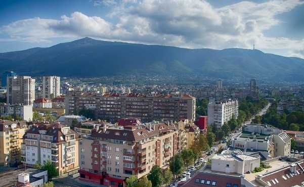 Икономист: Имотите са надценени с 50%