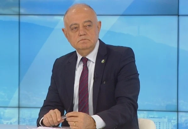 Атанас Атанасов: Има теч на класифицирана информация, който службите замитат