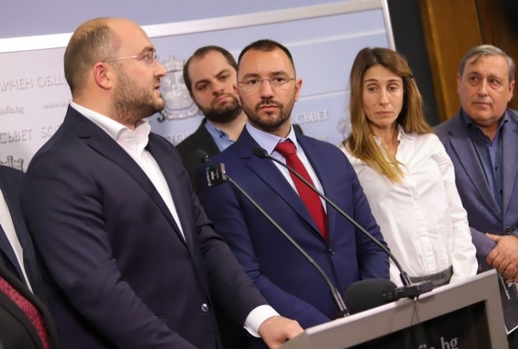 ГЕРБ-СДС остава опозиция в София