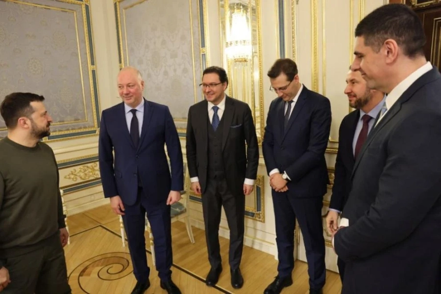 Зеленски към Желязков: Благодаря за подкрепата, никога няма да я забравим
