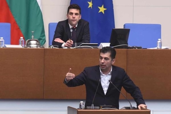  Петков отговори на условието на Борисов: Никога няма да се наведем