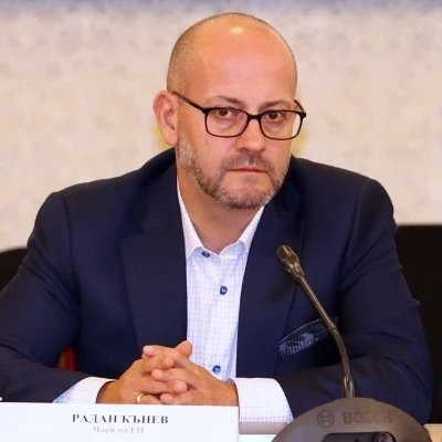 Радан Кънев за ултиматума на Борисов: Комплексарска позиция