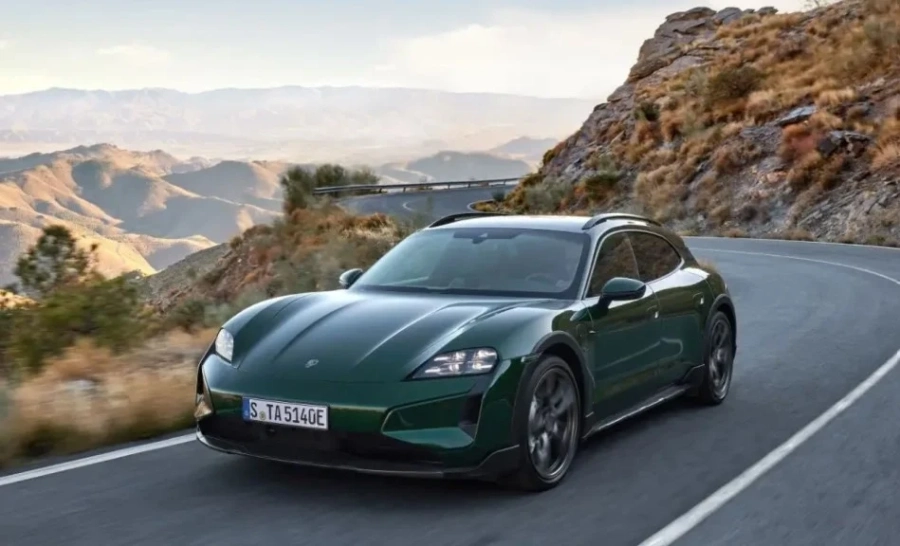 Porsche стартира продажбите на новия Taycan у нас