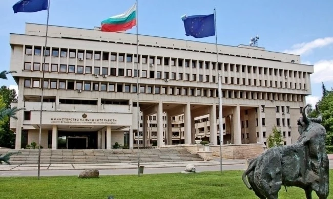 Външно привика временно управляващия руското посолство заради Навални  