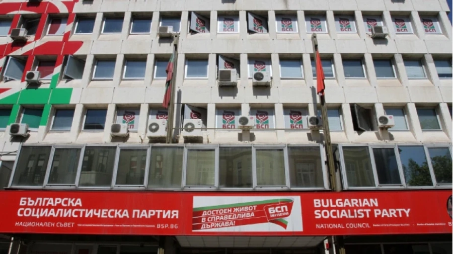 БСП заседава във връзка със статута на общинските съветници в София