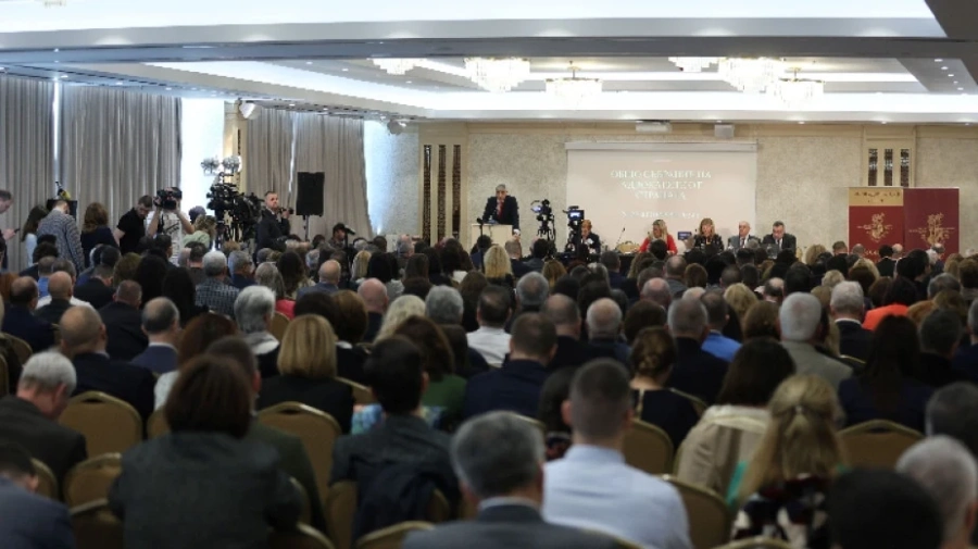 Общото събрание на адвокатите призова да бъде сезиран специалният прокурор за разследване на главния прокурор