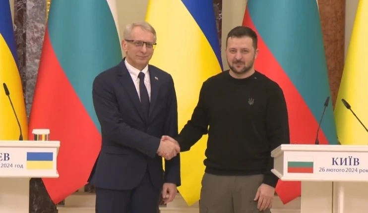 Николай Денков се срещна със Зеленски в Киев