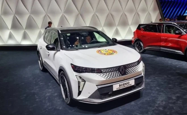 Кола на годината в Европа е Renault Scenic 
