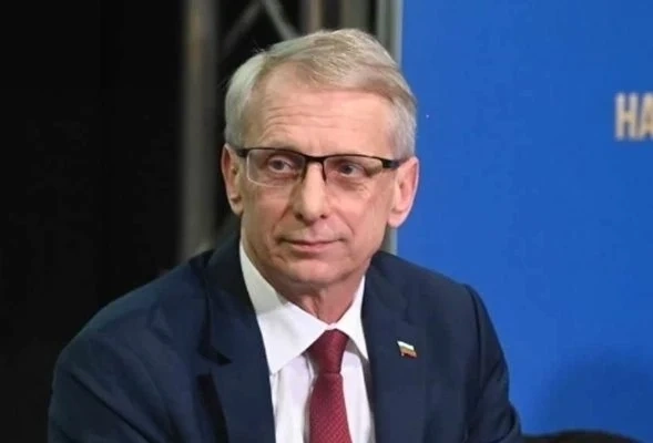 Денков не хареса коалиционното споразумение на ГЕРБ, остави го за след 9 месеца