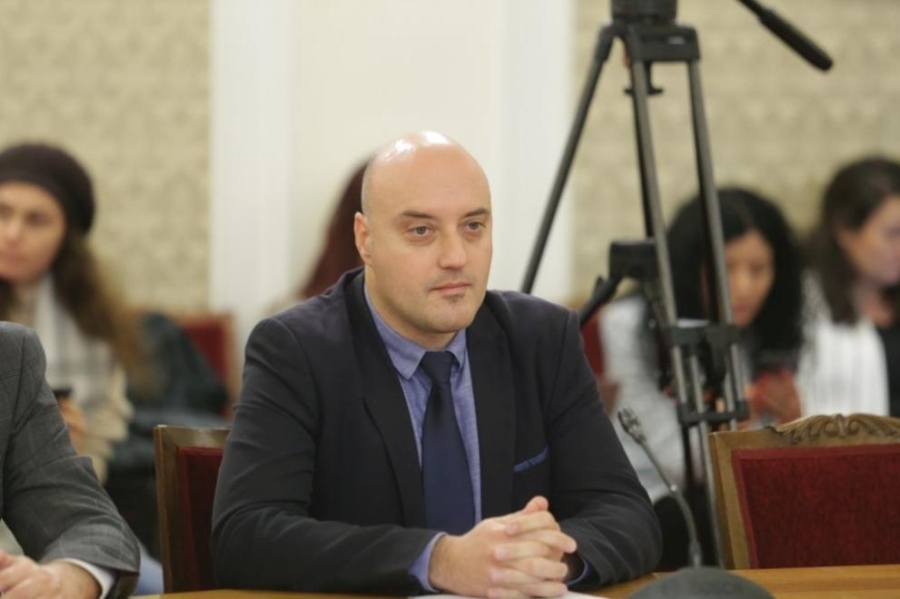 Славов за критиките на Борисов: Не съм от най-пътуващите министри, но те са част от работата ни