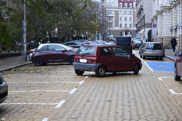 Отпада забраната за влизане на стари коли в центъра на София