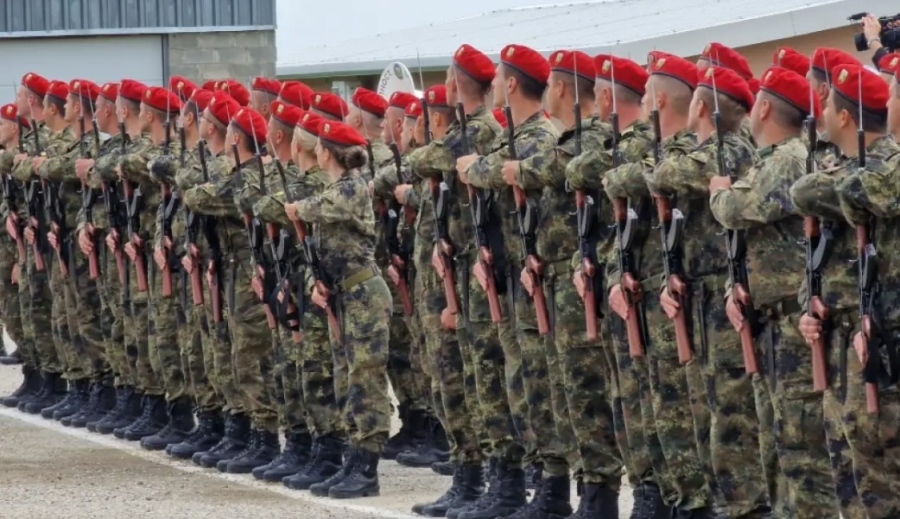 Търсят се 314 войници за Сухопътните войски