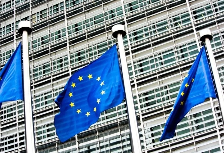 ЕК препоръчва започването на преговори за членство с Босна и Херцеговина