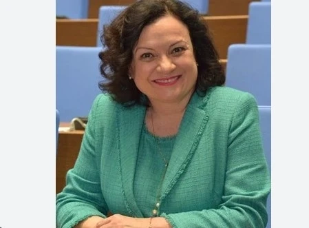 Бившият екоминистър Ивелина Василева влиза в управлението на държавния ВиК холдинг