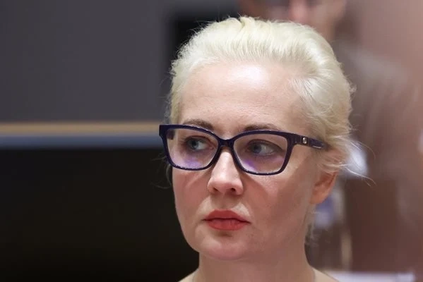 Вдовицата на Навални каза на митинг в Будапеща, че Орбан е съучастник на Путин