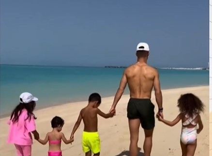 Кристиано Роналдо сподели видео от семейна почивка в Саудитска Арабия