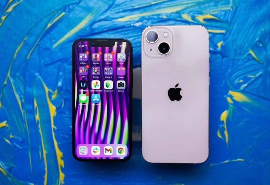 Apple разкри недостатъците на старите си айфони