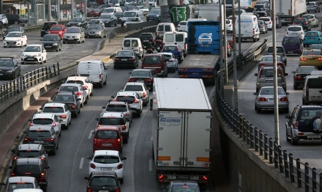 35% по-скъпи пътни такси по магистралите в Гърция  