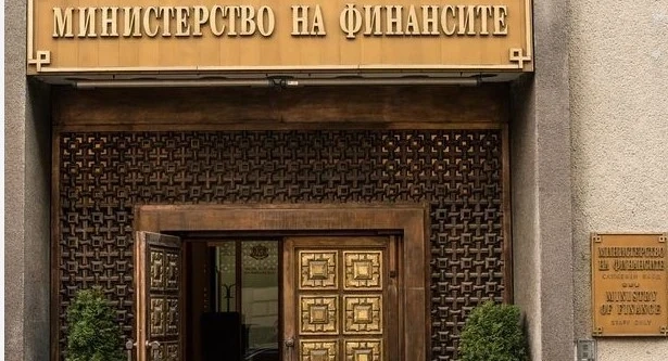 МФ прогнозира бюджетен излишък от 400 млн. лв.