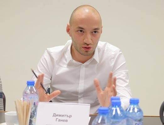 Димитър Ганев към Кирил Петков: Да каже кои са анализаторите, които са му искали пари