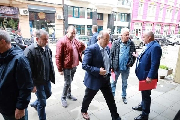 Падна и последната крепост на опозицията в БСП - избраха Диана Тонова начело в София 
