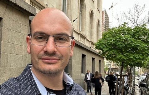 Задържаха журналиста Димитър Стоянов