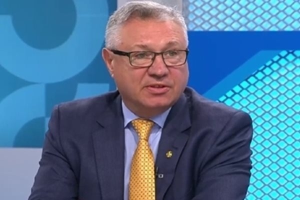 Велизар Шаламанов: Русия трябва да бъде убедена, че не може да спечели войната в Украйна