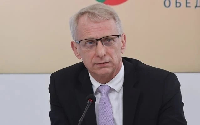 Денков: ЦИК опитва да подготви почвата за проваляне на машинното гласуване