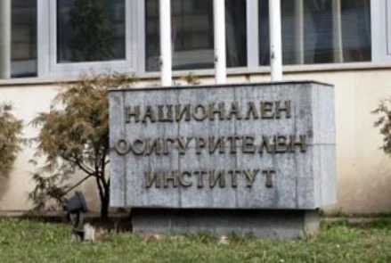 534 000 пенсионери получиха по 100 лв. за Великден