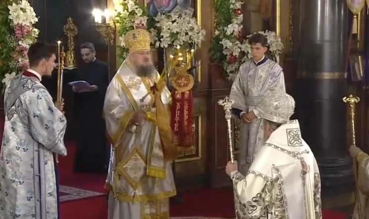 Празнично богослужение за Второ Възкресение