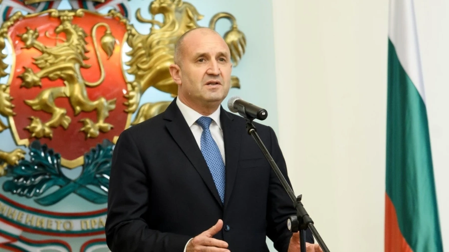 Президентът Радев връчи наградите Учител на годината