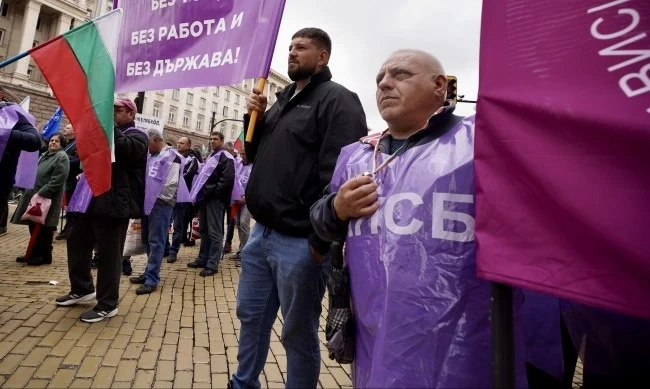 КНСБ готви протест на 20 май, темата - заплати  