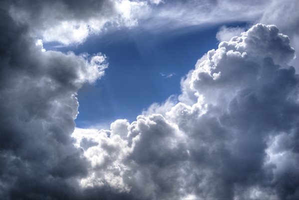 Днес облачността ще е променлива, често значителна, съобщиха от НИМХ.
На