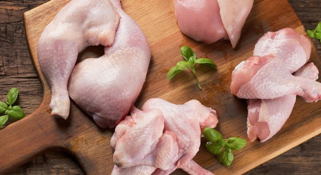 Месото, пилешкото и рибата не трябва да се измиват преди