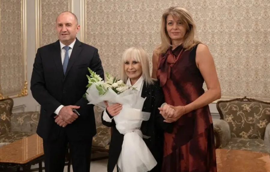 Лили Иванова беше наградена с Почетния знак на президента