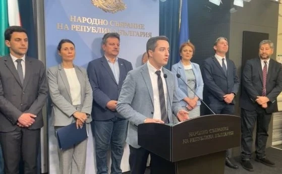 ПП-ДБ: Заради Сребреница ГЕРБ скриха проксито на Борисов - Главчев