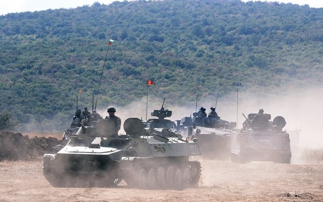 НАТО разработвал сухопътни коридори през България в случай на война в Европа