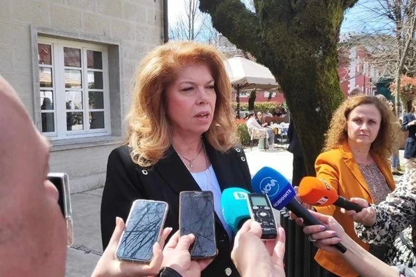 Йотова: Имаме нужда от добро управление, надявам се всеки глас да допринесе за това