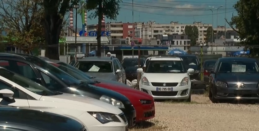 Ще спре ли вносът на стари коли в България