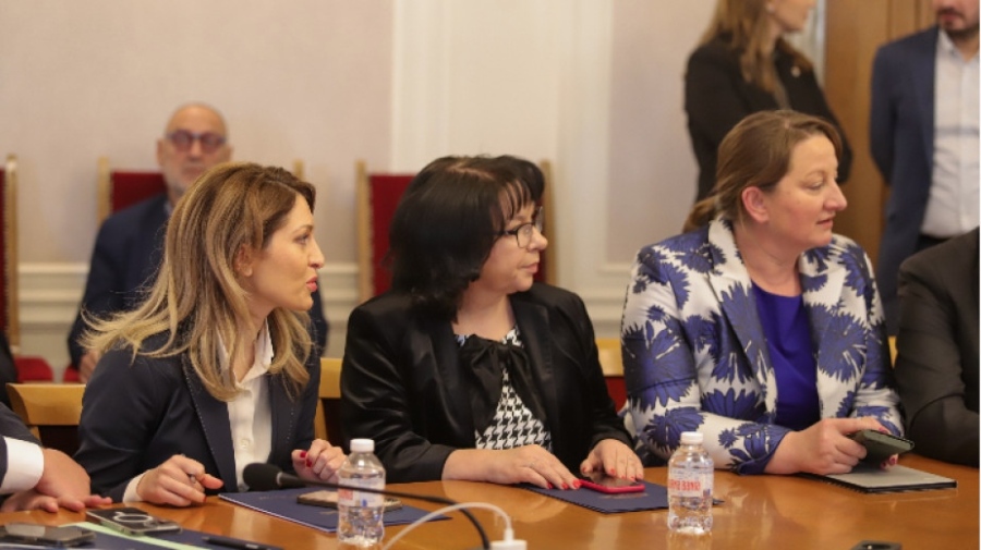 Преговорният екип на ГЕРБ-СДС продължава срещите с политически сили