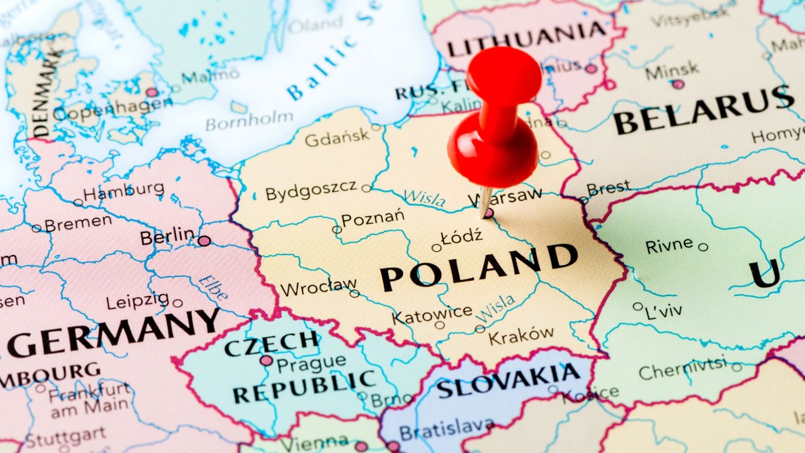 Полските власти обмислят възможността да затворят последните два действащи гранични