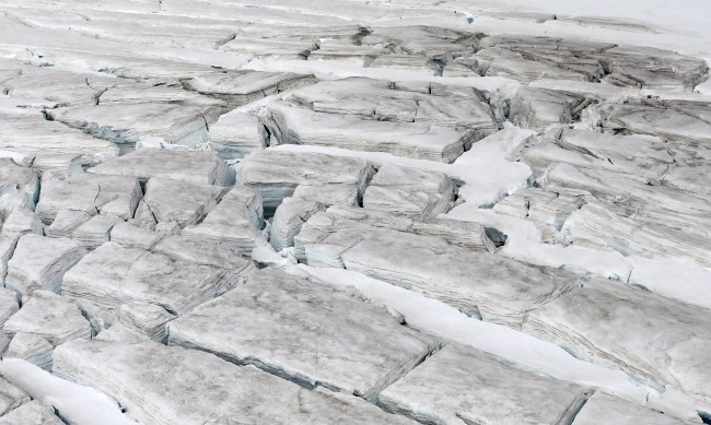 Антарктика се насочва към неконтролируемо топене  