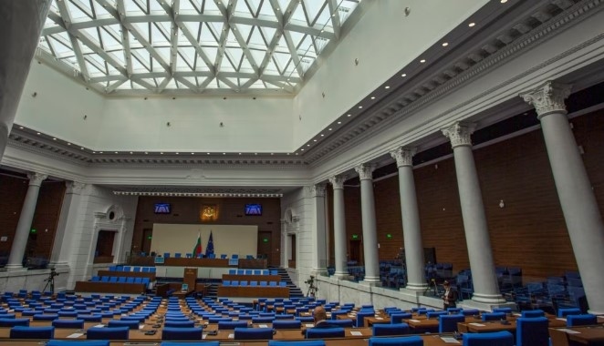 Народното събрание гласува проектокабинета Желязков