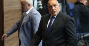 Борисов: Листопадите от другите партии не ни касаят