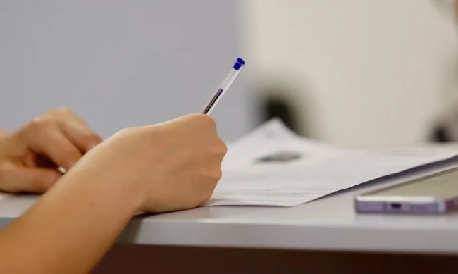 Банки не могат да работят с новите лични карти с чип 