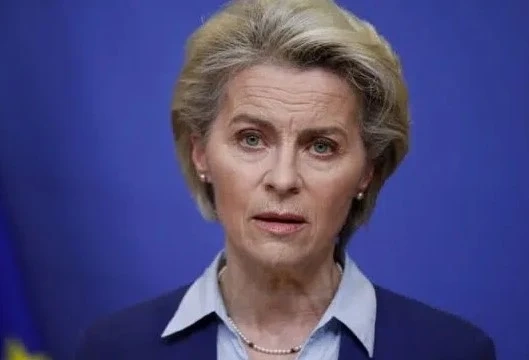 Фон дер Лайен отново поиска по две кандидатури за еврокомисари - на мъж и на жена