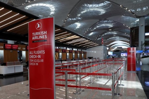 Затягат правилата за проверка на пътниците на турските летища пише 