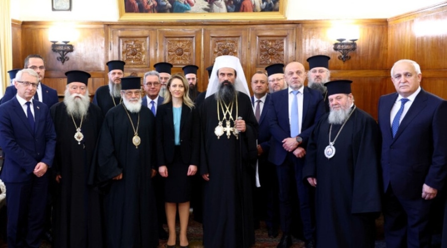 Патриарх Даниил се срещна с Рая Назарян и депутати от всички групи (СНИМКИ)