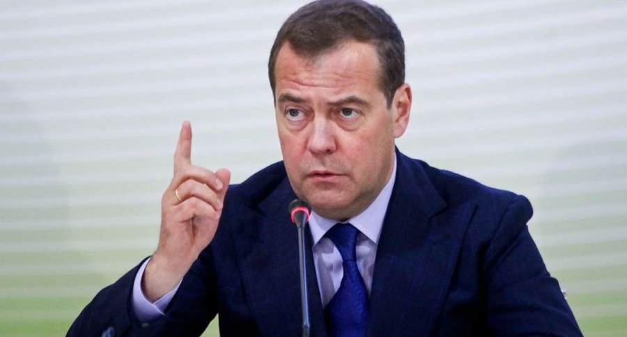 Медведев: От НАТО зависи дали планетата ще стане на парчета 