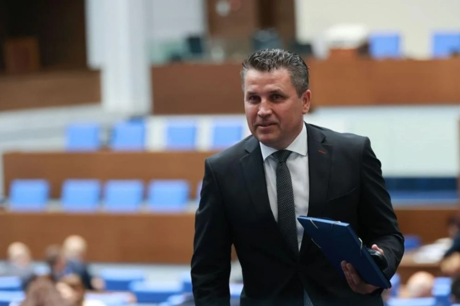 Още един депутат напусна парламентарната група на ДПС